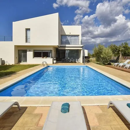 Holiday home Caleu