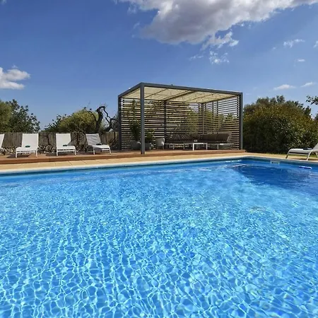 Holiday home Caleu *
